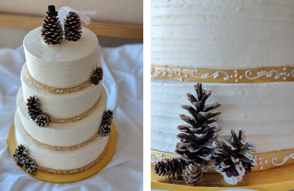 wedding cake with pinecones